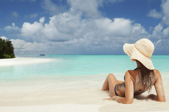Como cuidar la piel despues de tomar el sol - blog farmacia 24h - Farmacia 24 horas Palma | Farmacia Balanguera
